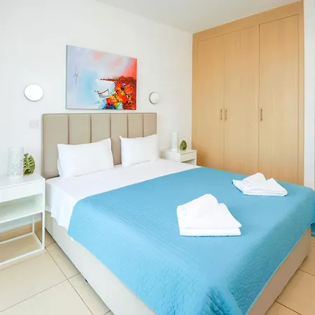 Austin - Coralli Beachfront *